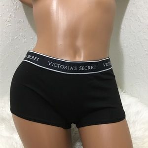New panty Victoria secret size large